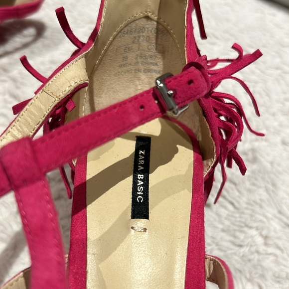 Zara genuine suede leather fringe fuschia heels - Picture 2 of 3
